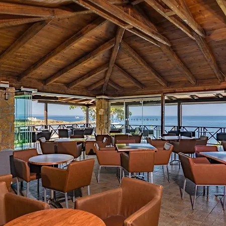 Koukis Club Hotel 4*